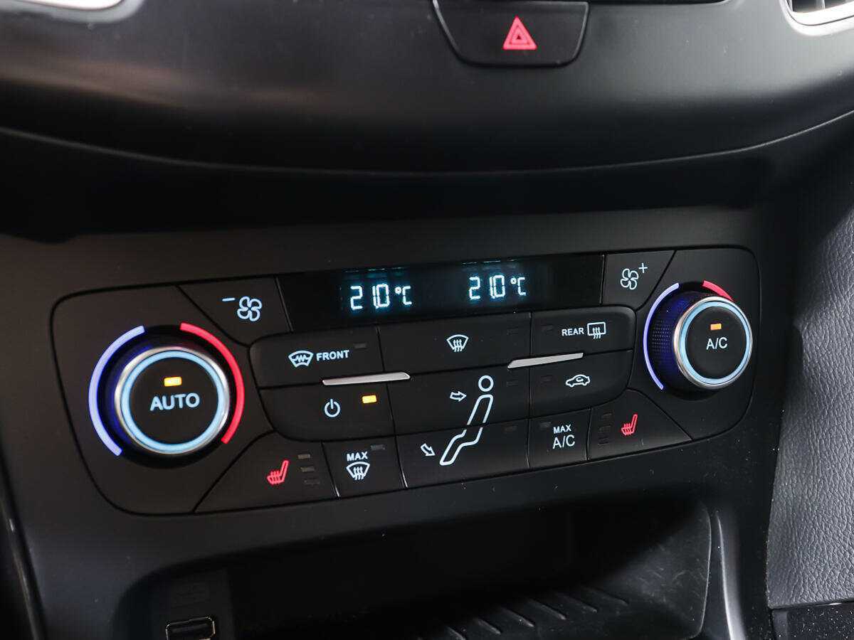 Ford Focus 2015 года с пробегом. Фото: #20