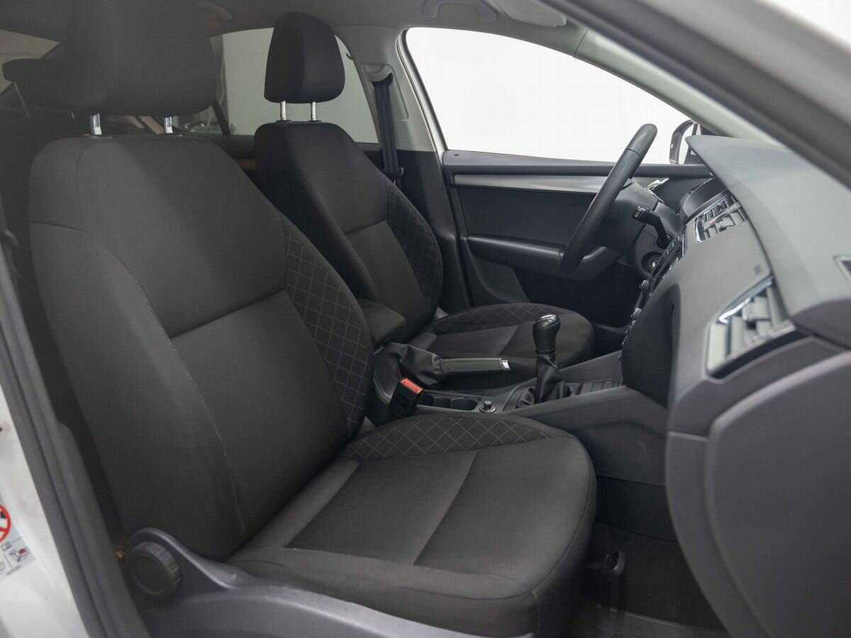Skoda Octavia 2019 года с пробегом. Фото: #11