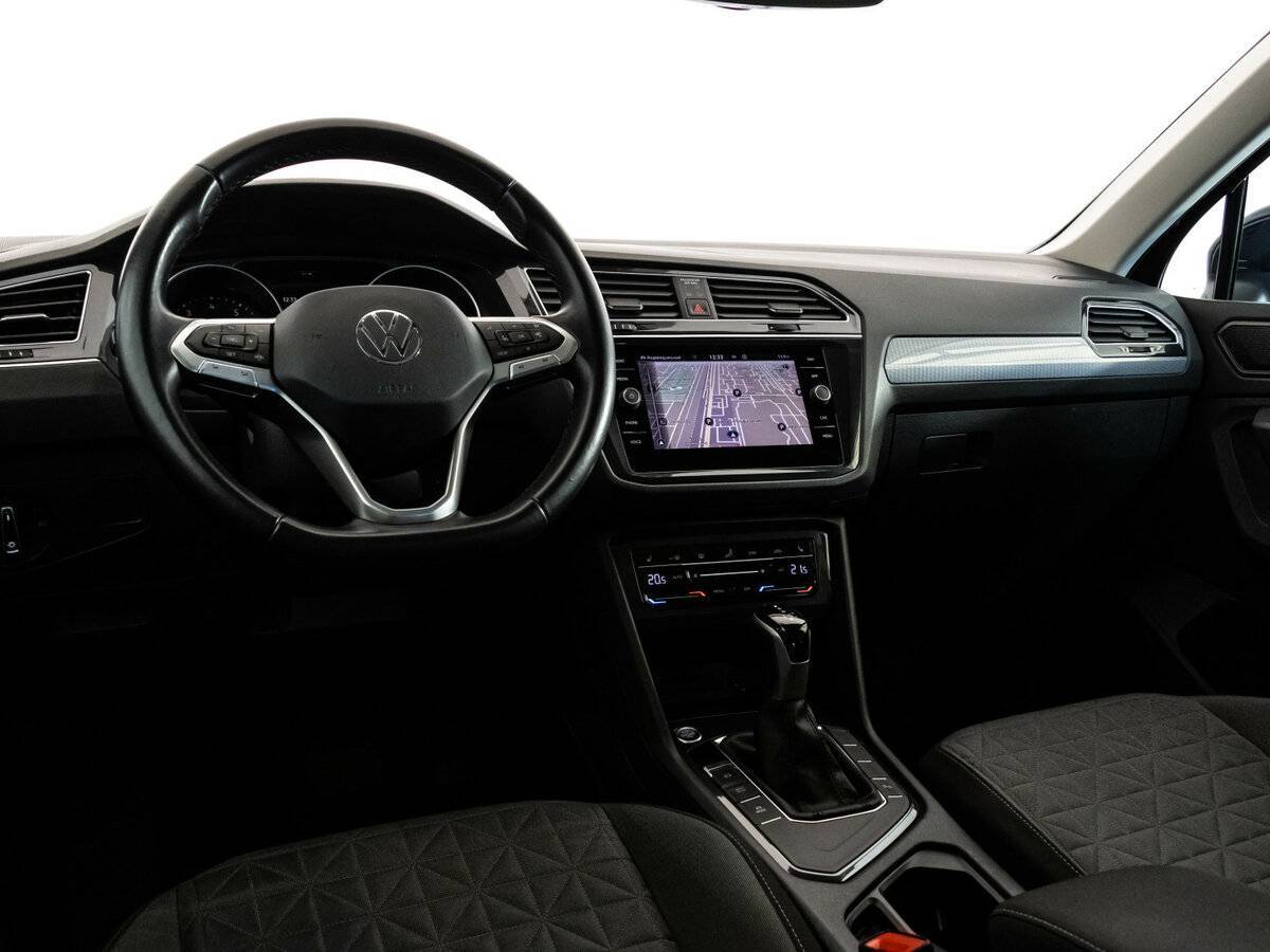 Volkswagen Tiguan 2021 года с пробегом. Фото: #7