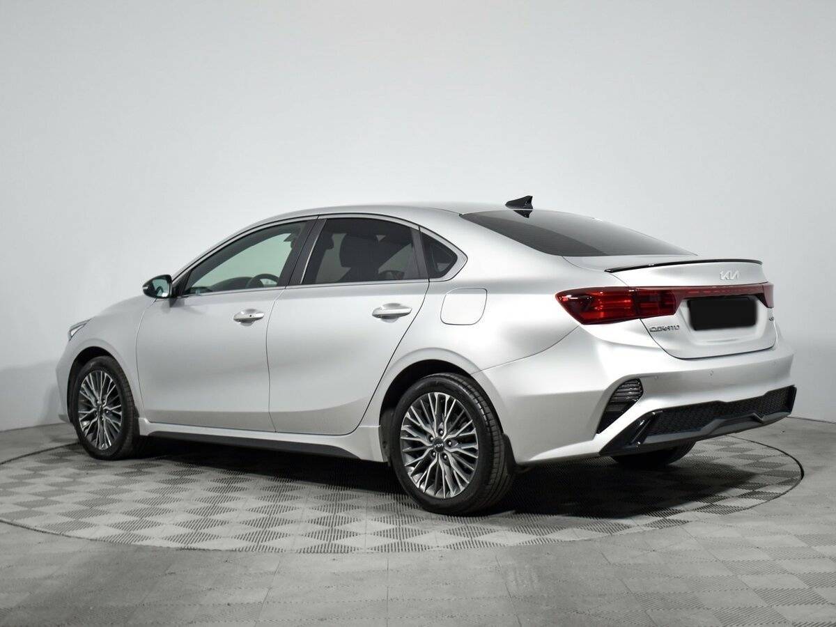 Kia Cerato 2022 года с пробегом. Фото: #6