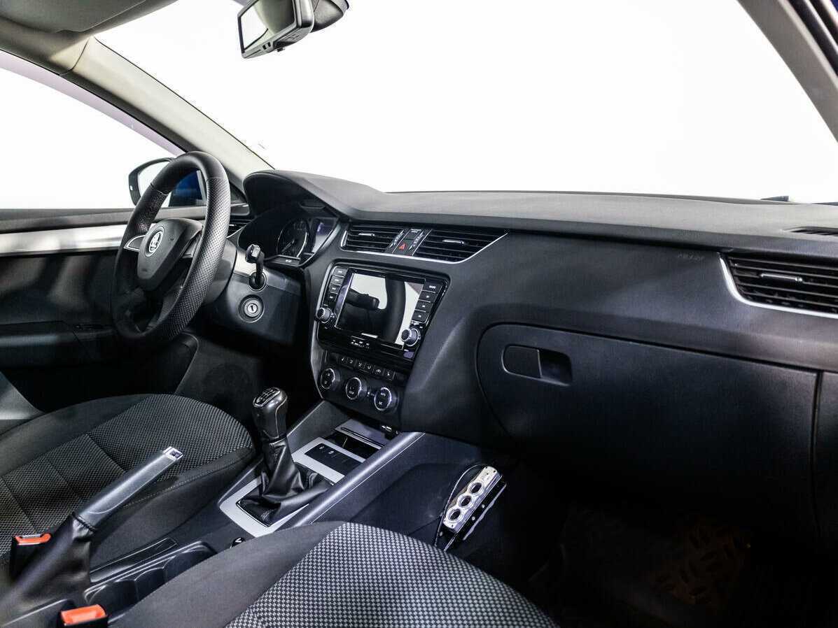 Skoda Octavia 2013 года с пробегом. Фото: #6