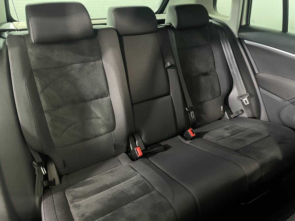Volkswagen Tiguan 2012 года с пробегом. Фото: #14