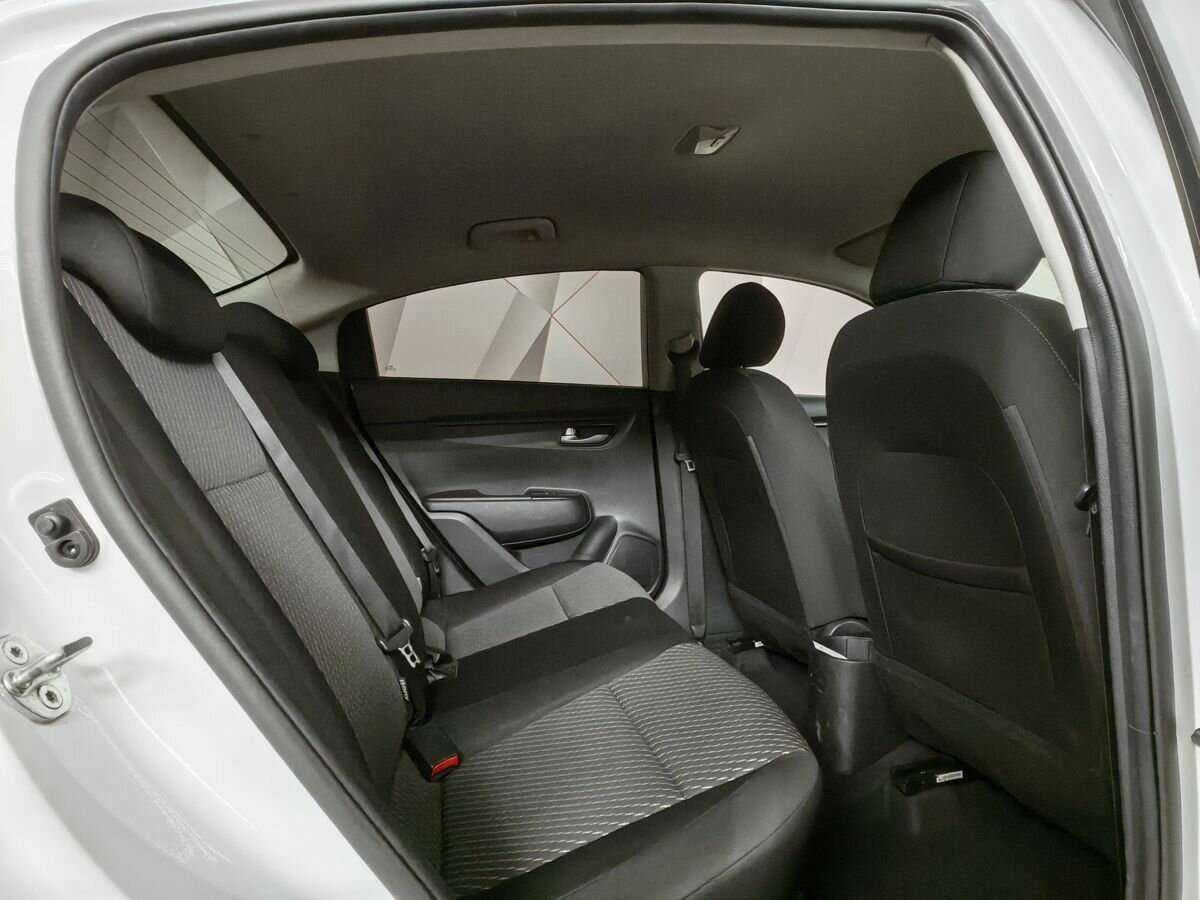 Kia Rio 2017 года с пробегом. Фото: #11