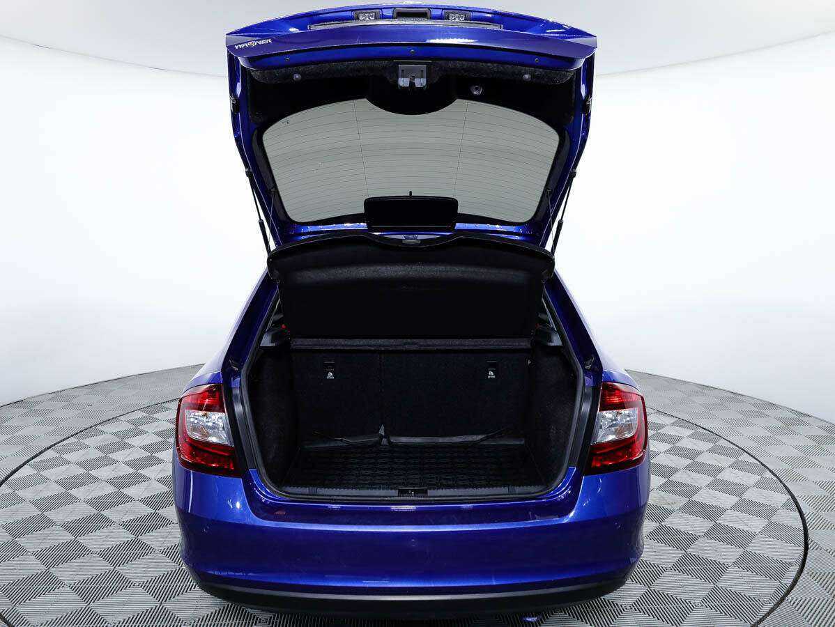 Skoda Rapid 2018 года с пробегом. Фото: #20