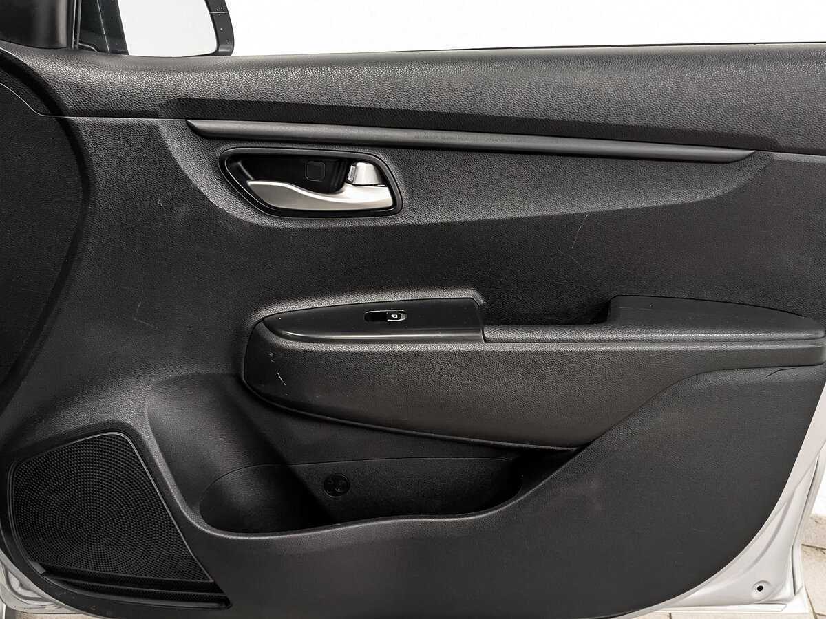Kia Rio 2020 года с пробегом. Фото: #24