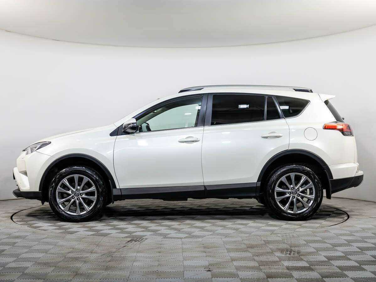 Toyota RAV4 2018 года с пробегом. Фото: #6