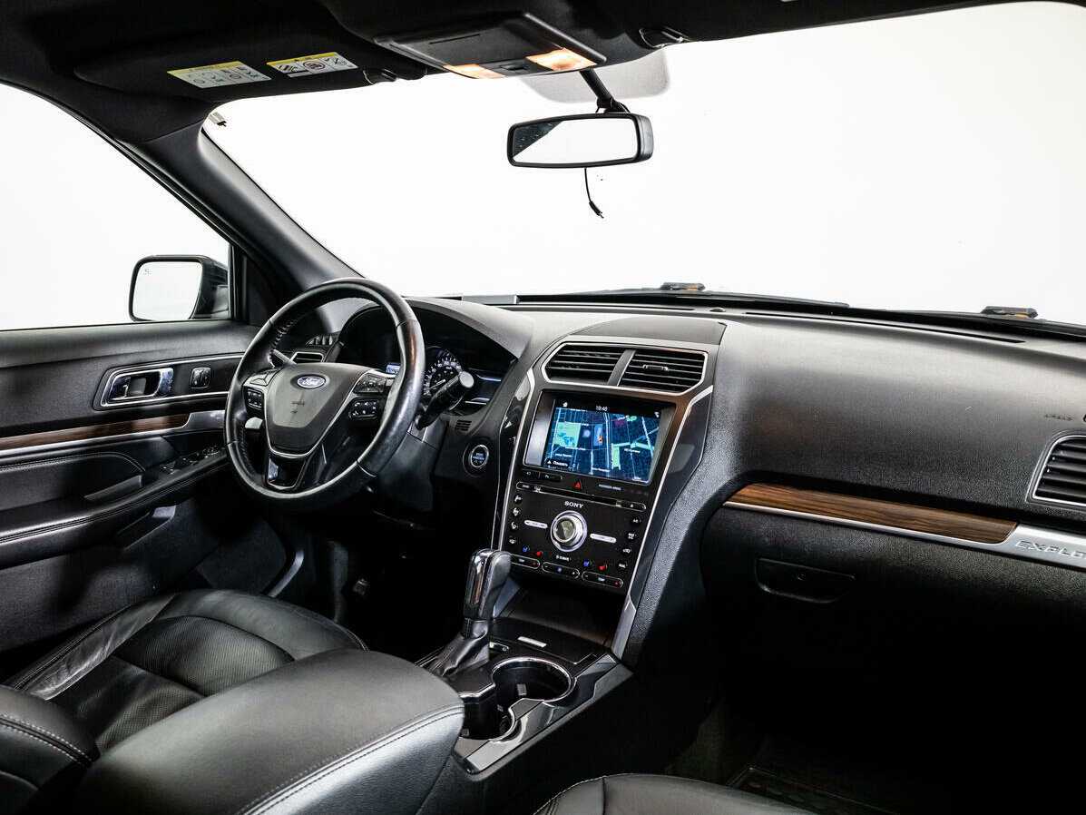 Ford Explorer 2017 года с пробегом. Фото: #6