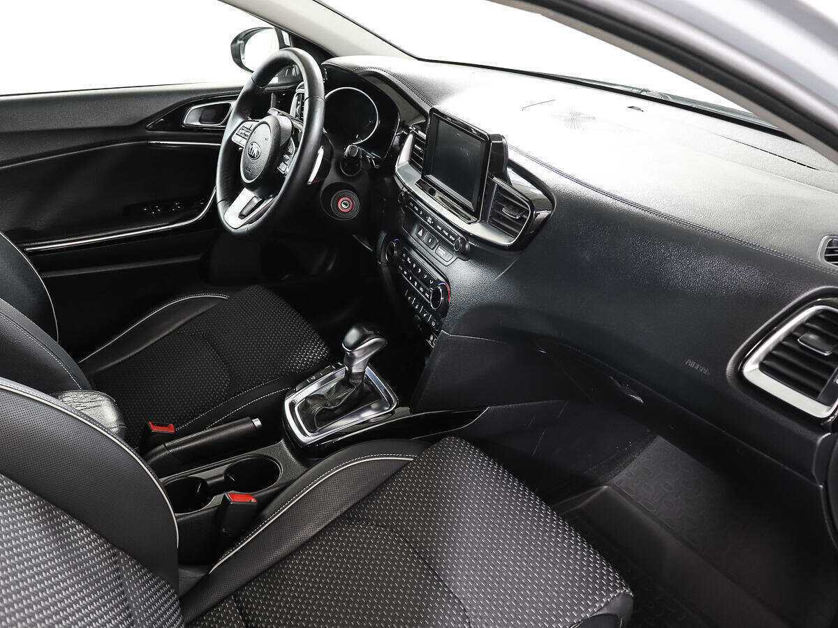 Kia Ceed 2018 года с пробегом. Фото: #8