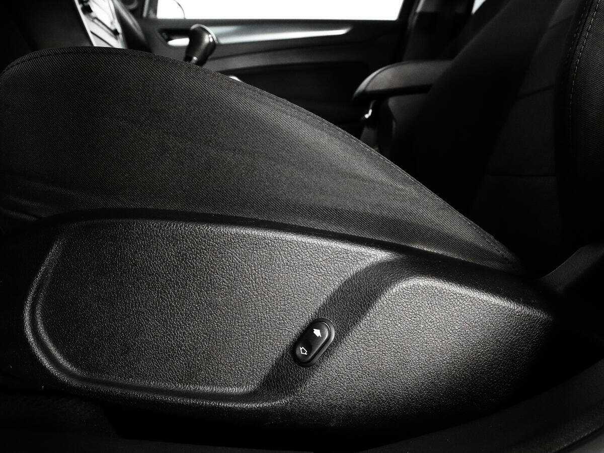 Ford Mondeo 2012 года с пробегом. Фото: #9