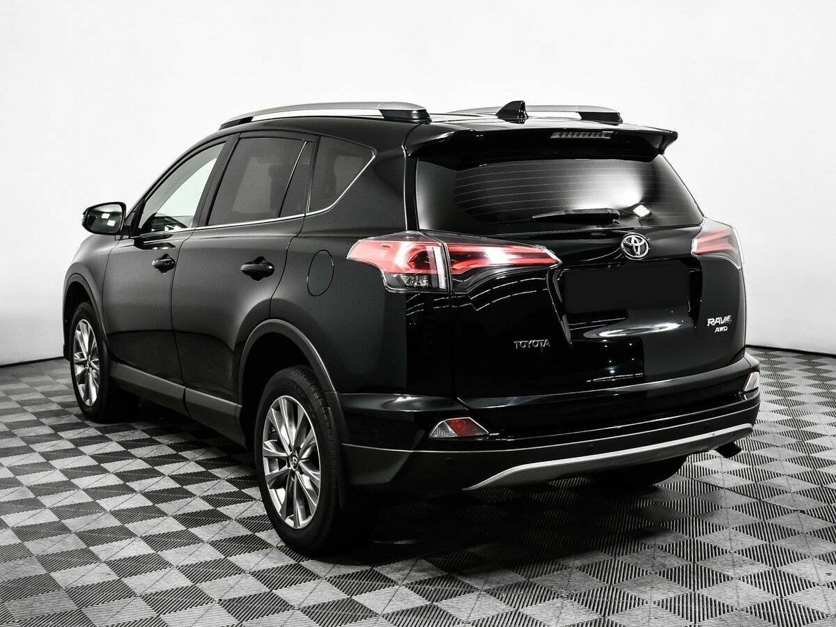 Toyota RAV4 2017 года с пробегом. Фото: #6