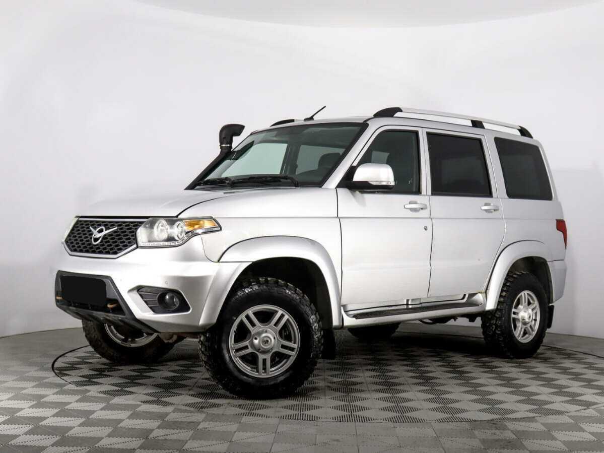 УАЗ Patriot 2016 года с пробегом. Посмотреть фото