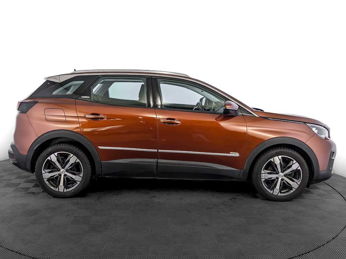 Peugeot 3008 2017 года с пробегом. Фото: #3