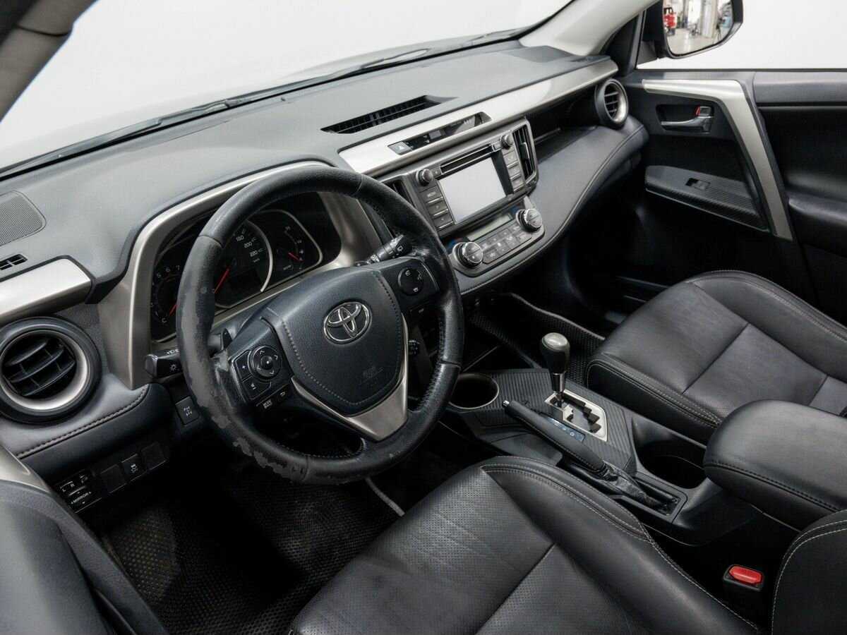 Toyota RAV4 2014 года с пробегом. Фото: #12