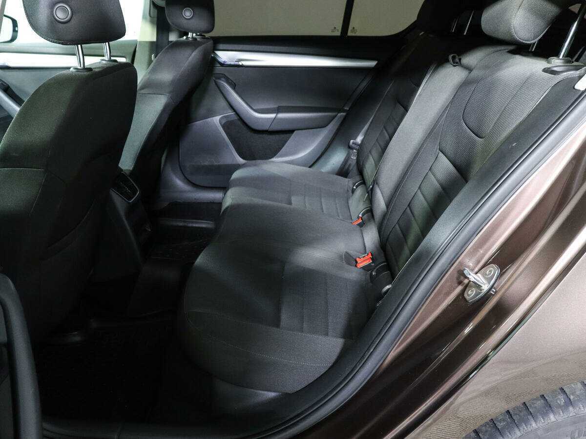 Skoda Octavia 2014 года с пробегом. Фото: #9