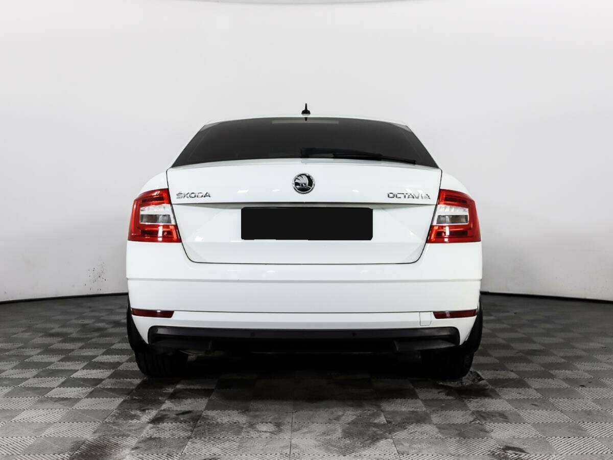 Skoda Octavia 2020 года с пробегом. Фото: #5
