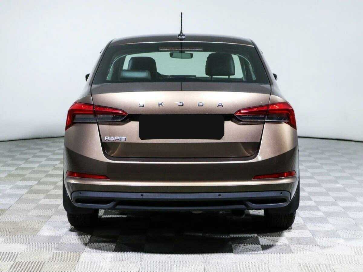 Skoda Rapid 2021 года с пробегом. Фото: #4