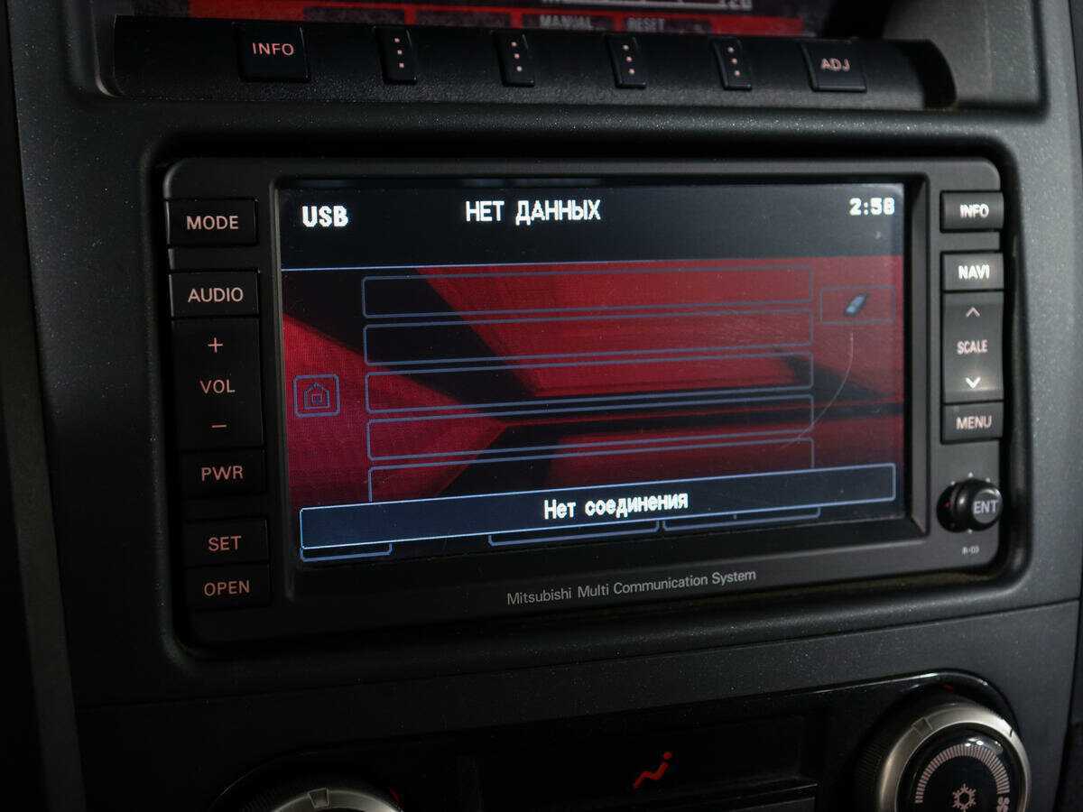 Mitsubishi Pajero 2012 года с пробегом. Фото: #21