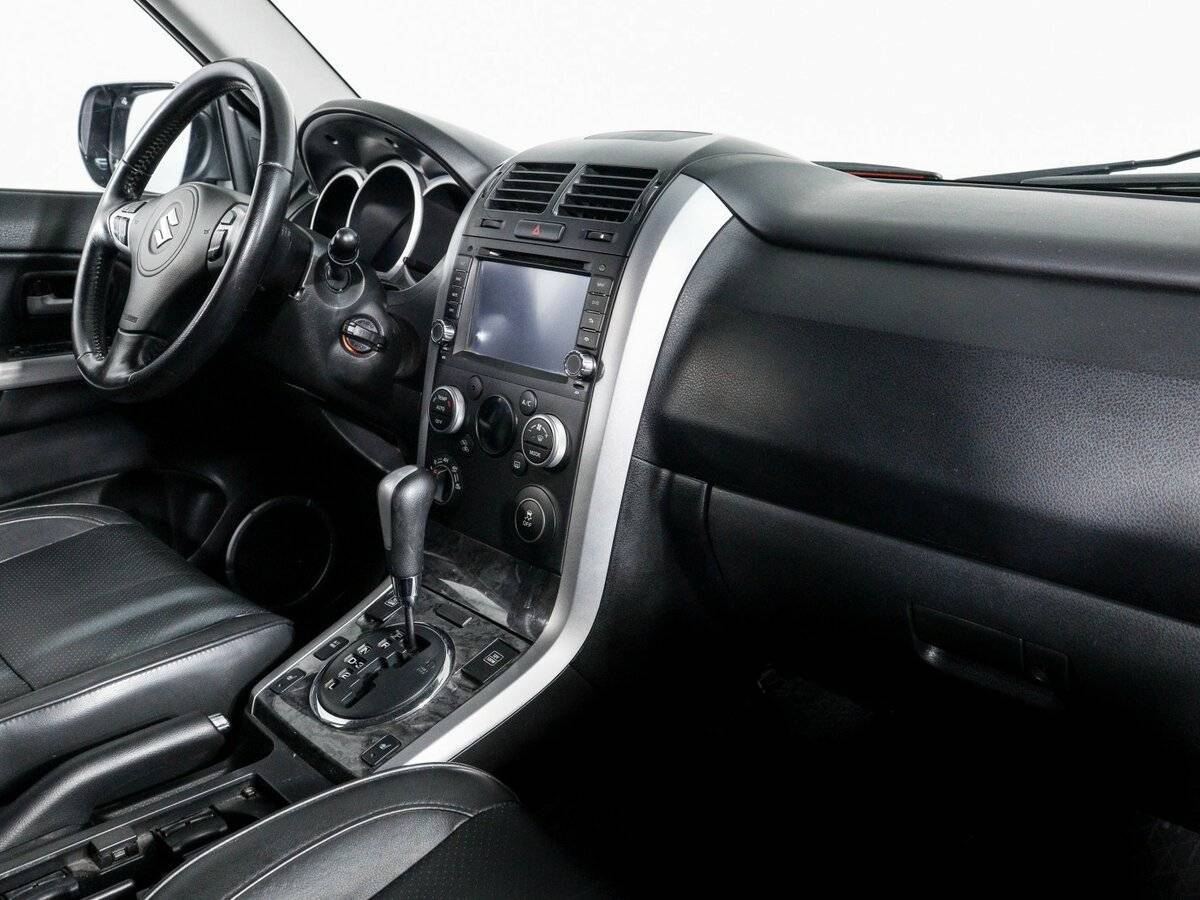Suzuki Grand Vitara 2013 года с пробегом. Фото: #5