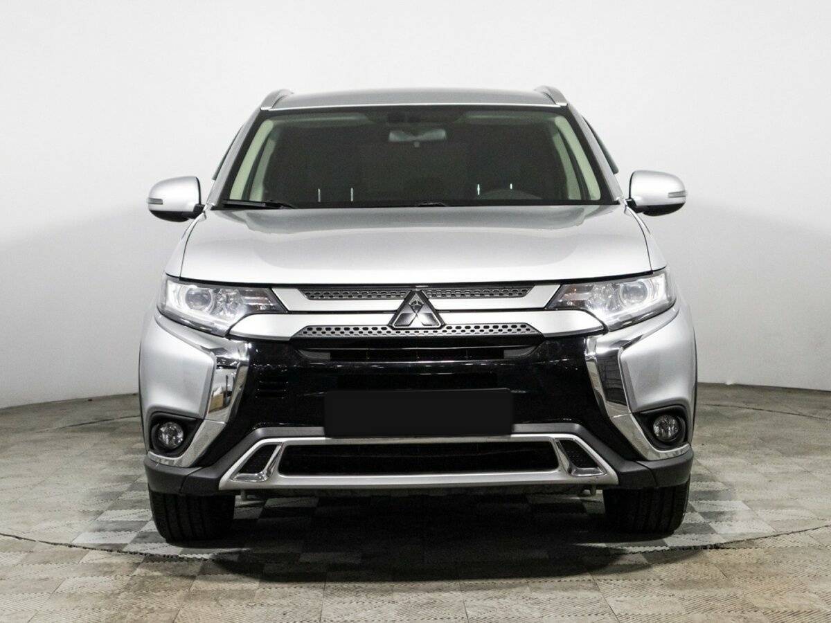 Mitsubishi Outlander 2020 года с пробегом. Фото: #1