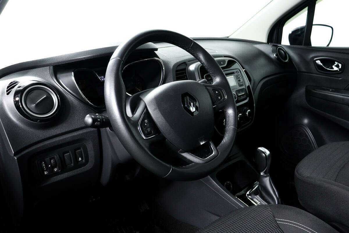 Renault Kaptur 2016 года с пробегом. Фото: #12