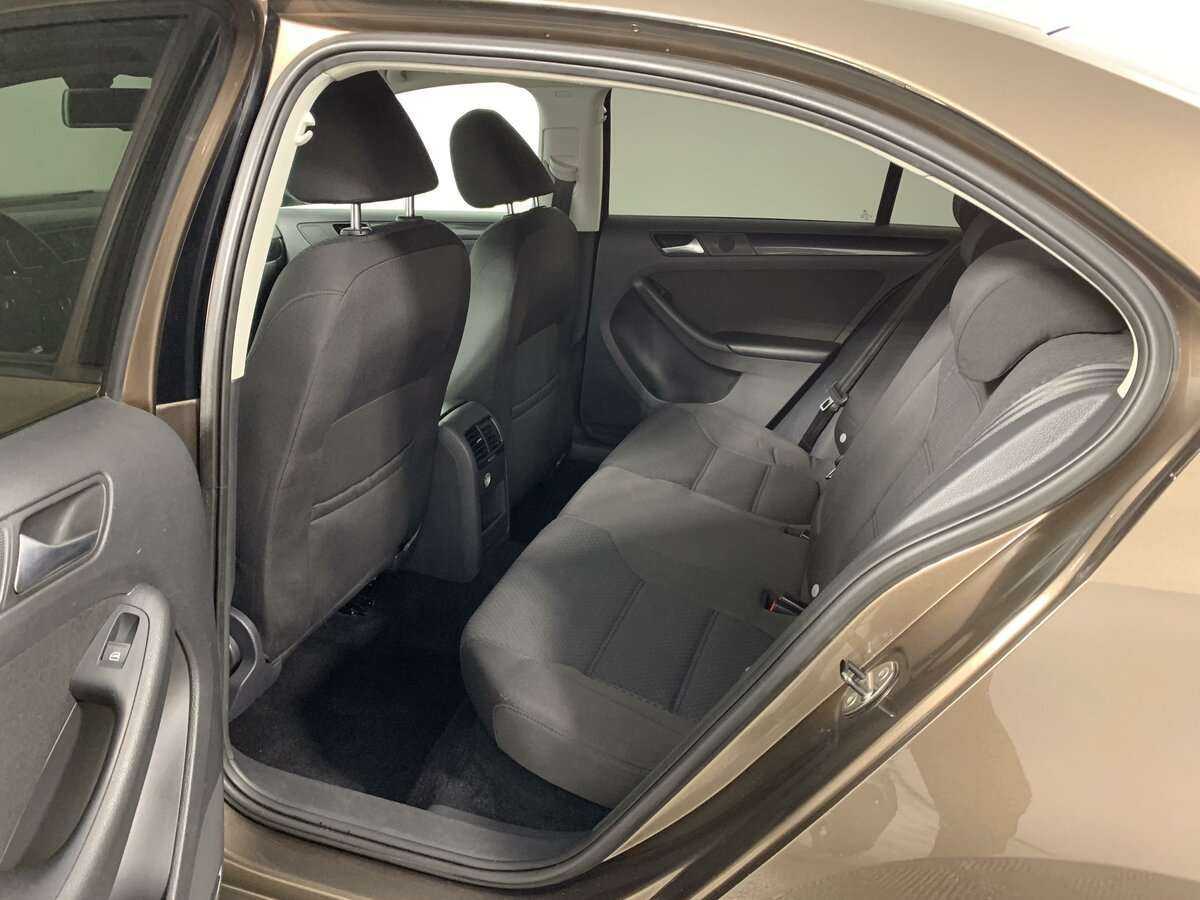 Volkswagen Jetta 2013 года с пробегом. Фото: #9