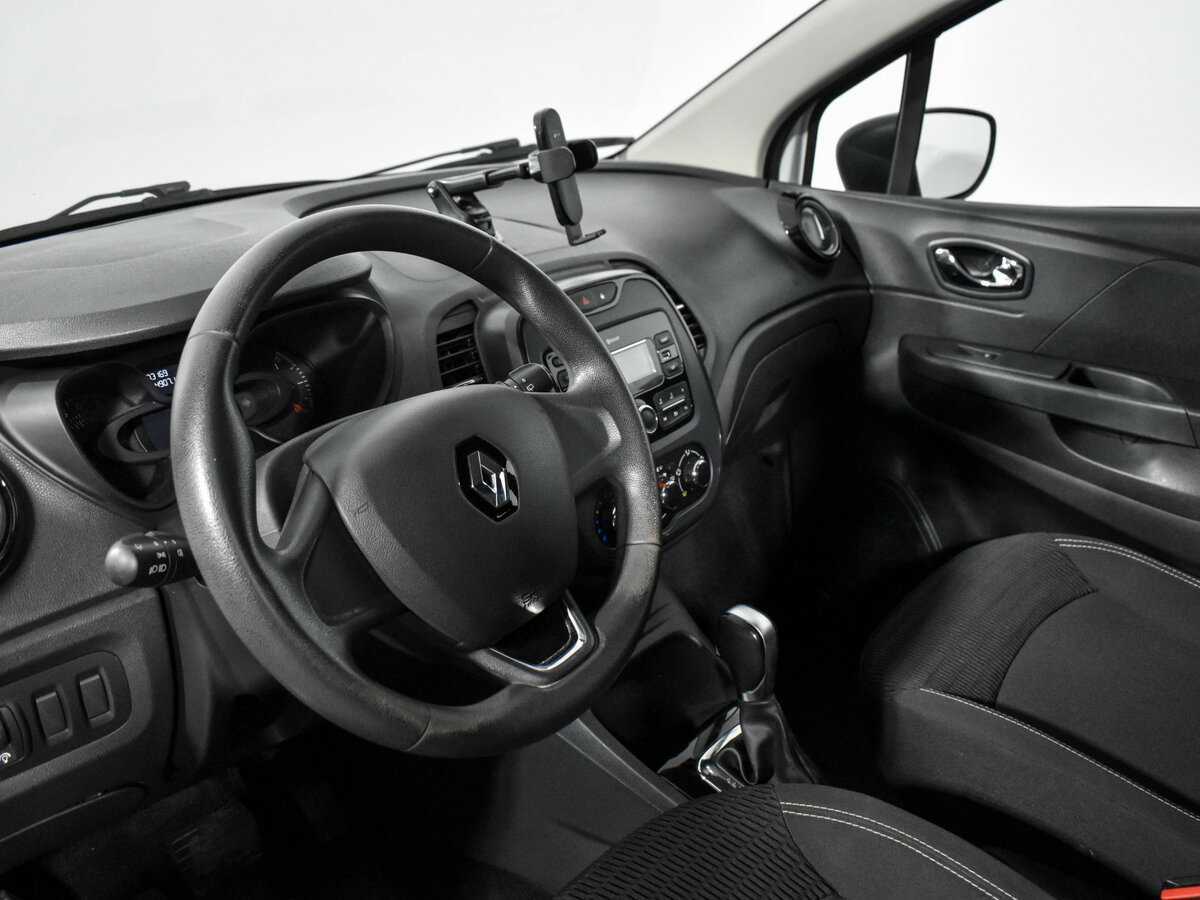 Renault Kaptur 2018 года с пробегом. Фото: #8