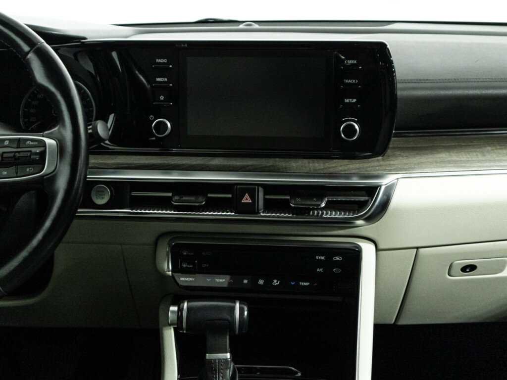 Kia K5 2021 года с пробегом. Фото: #13