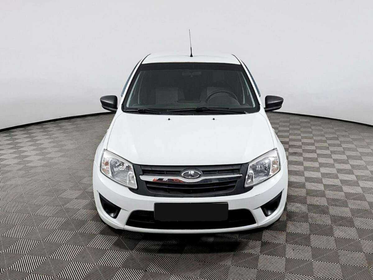 Lada (ВАЗ) Granta 2018 года с пробегом. Фото: #1