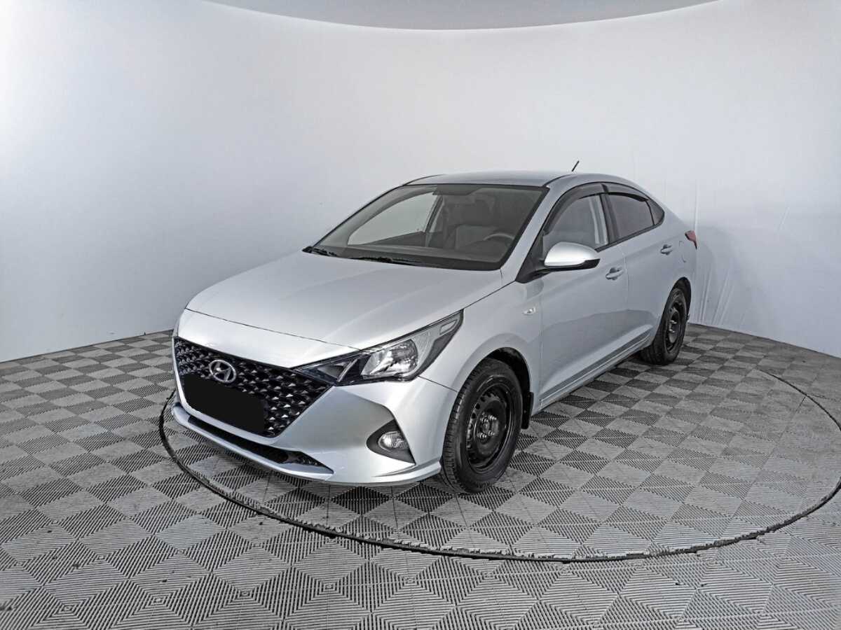 Hyundai Solaris 2021 года с пробегом. Посмотреть фото