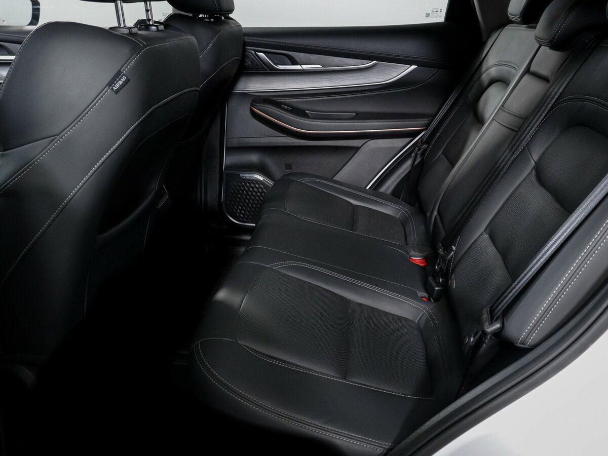 EXEED LX 2023 года с пробегом. Фото: #9