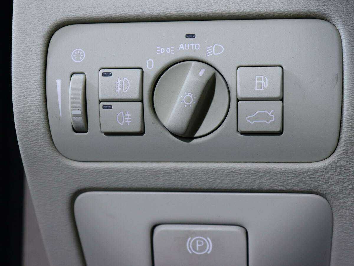 Volvo XC70 2012 года с пробегом. Фото: #15