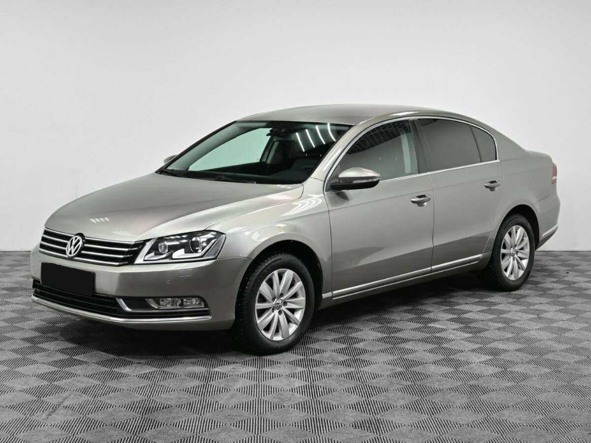 Volkswagen Passat 2014 года с пробегом. Фото: #0