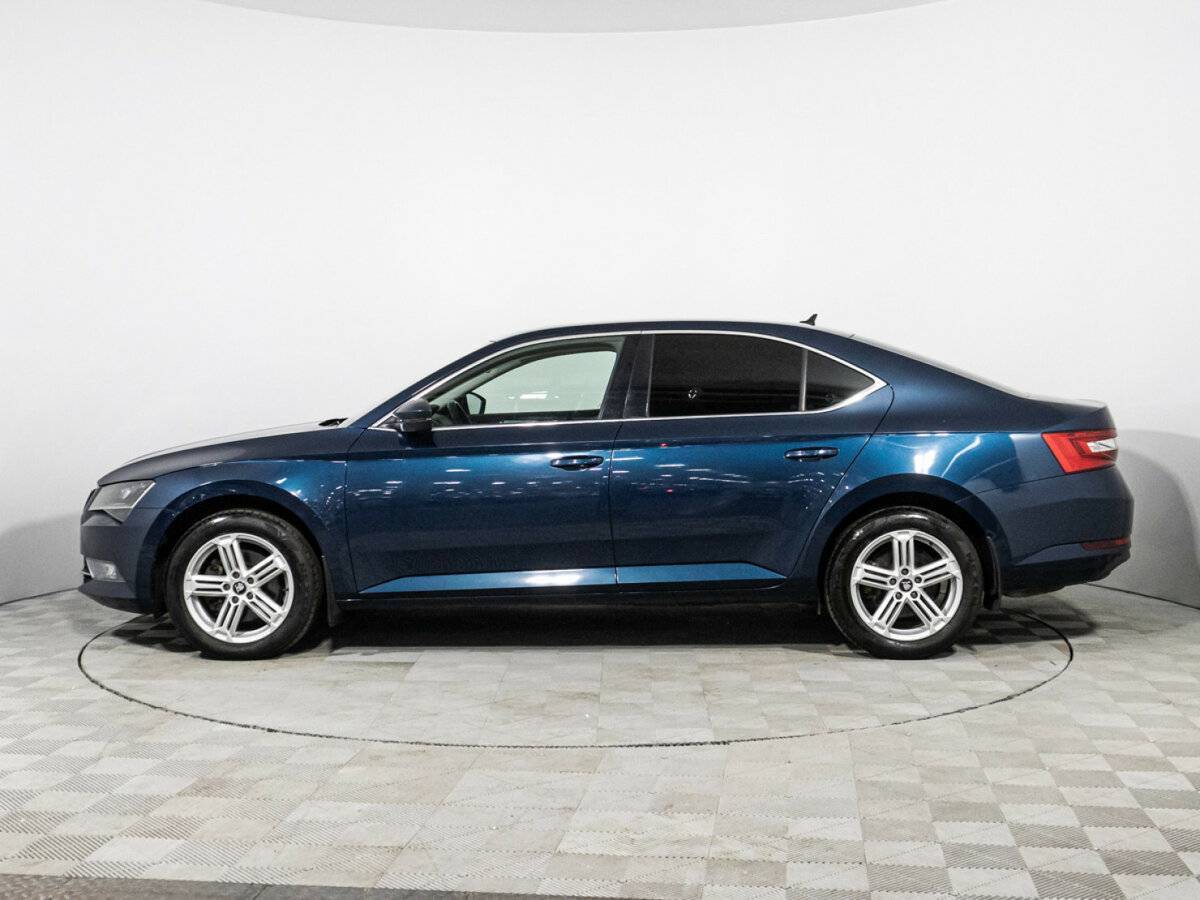 Skoda Superb 2015 года с пробегом. Фото: #7