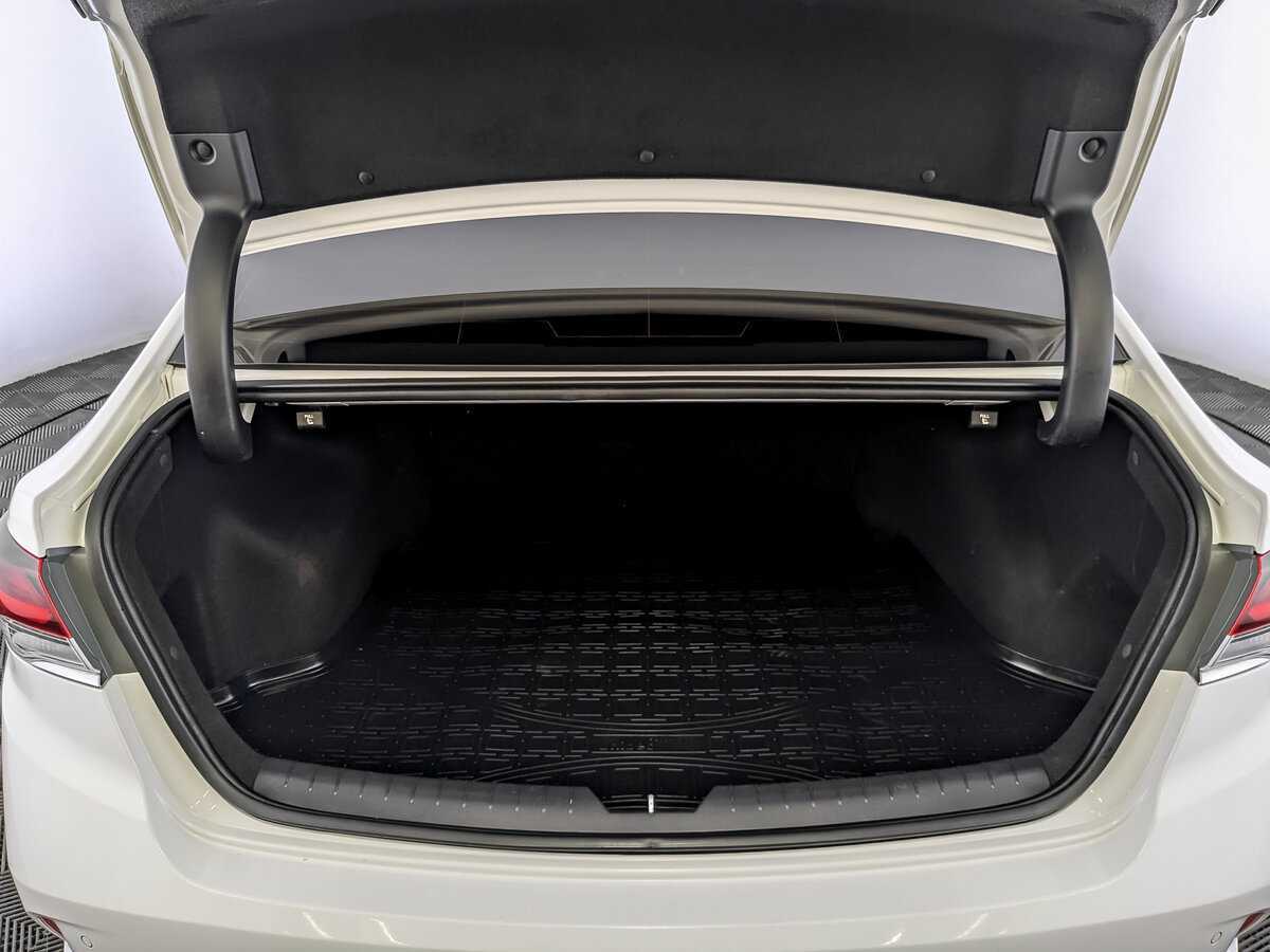 Hyundai Sonata 2018 года с пробегом. Фото: #9