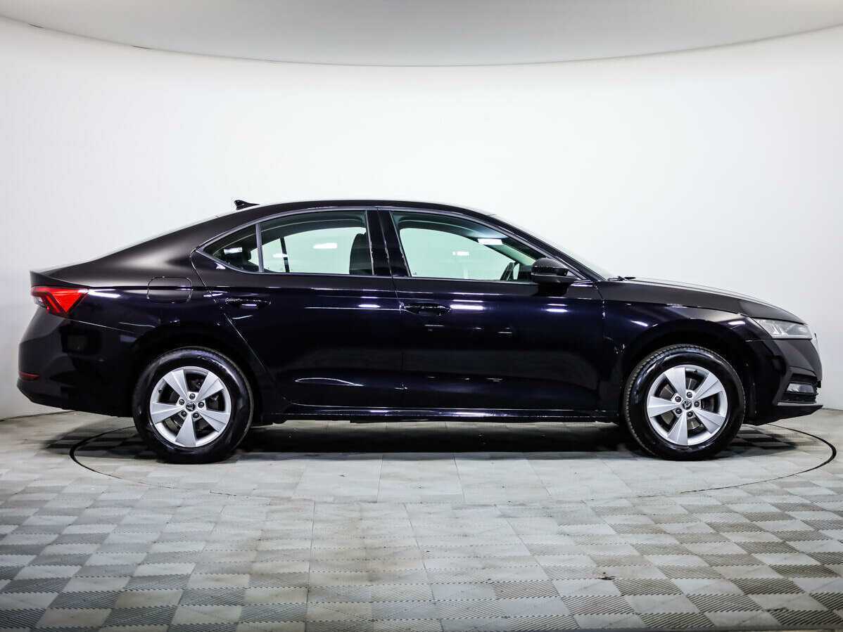 Skoda Octavia 2021 года с пробегом. Фото: #2