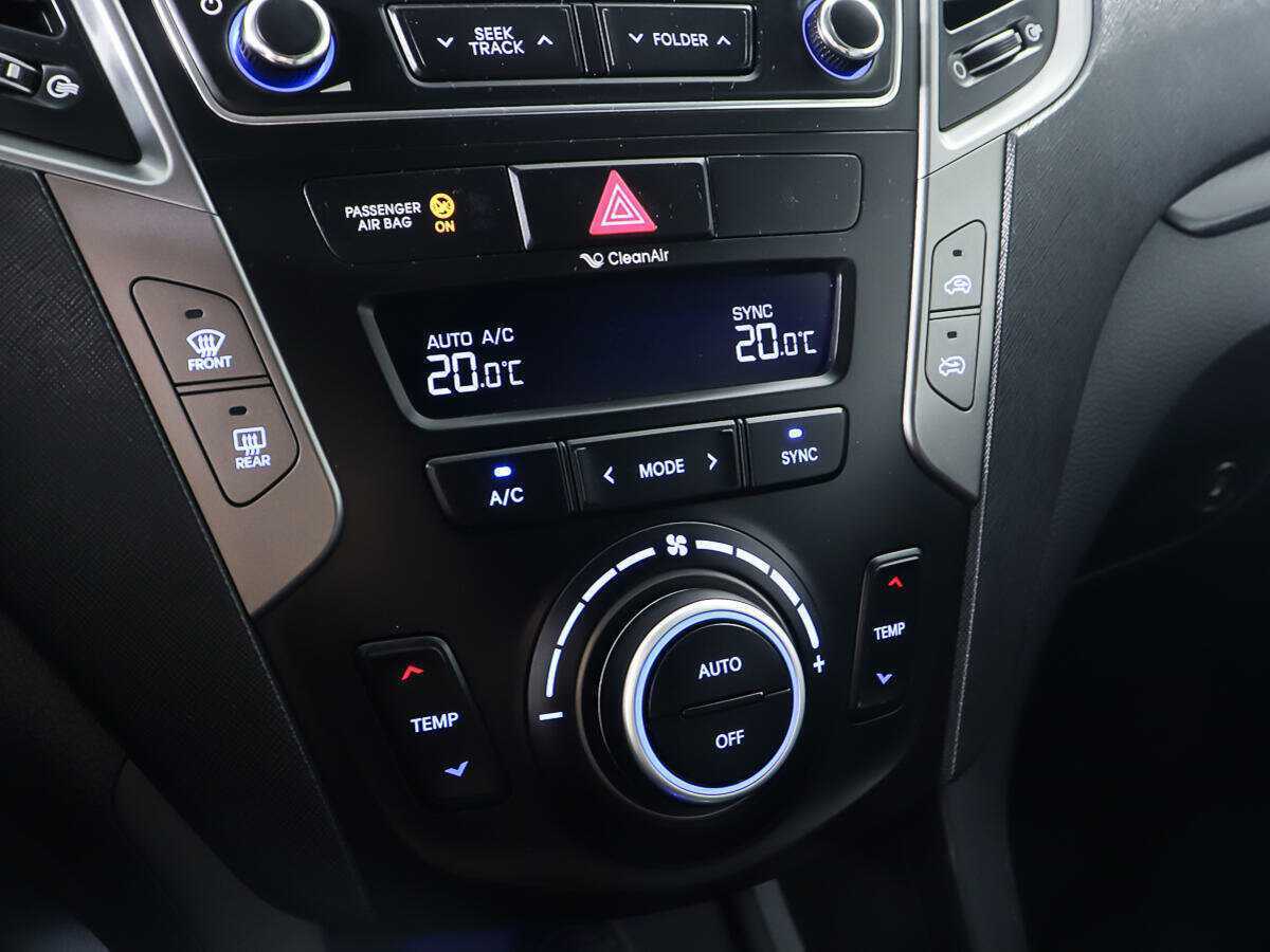 Hyundai Santa Fe 2016 года с пробегом. Фото: #17