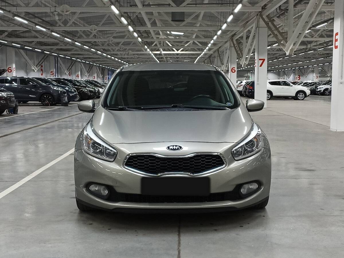 Kia Ceed 2015 года с пробегом. Фото: #1