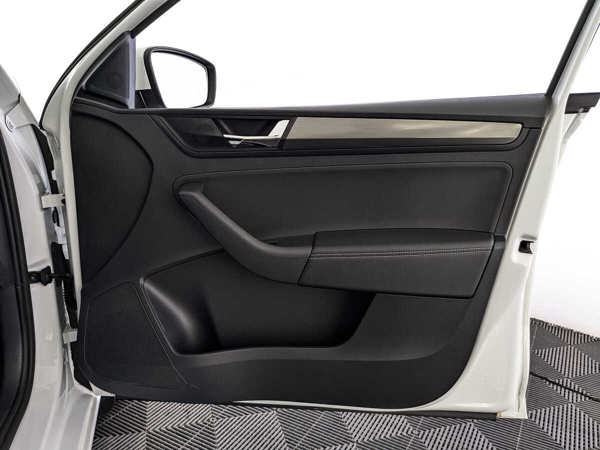 Skoda Rapid 2018 года с пробегом. Фото: #19