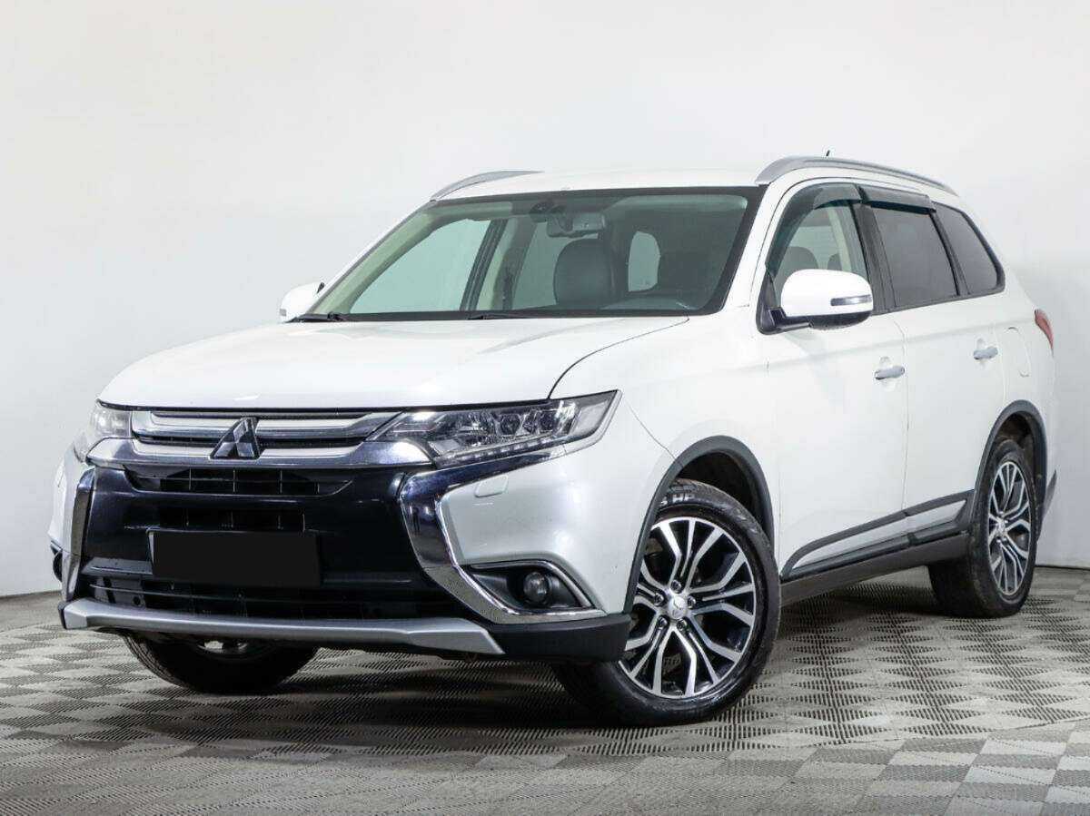 Mitsubishi Outlander 2016 года с пробегом. Посмотреть фото