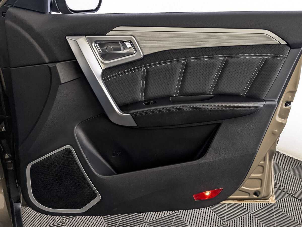 Geely Emgrand X7 2019 года с пробегом. Фото: #24