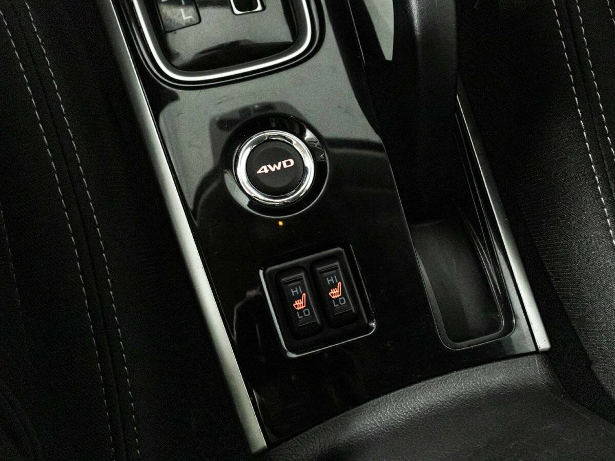 Mitsubishi Outlander 2018 года с пробегом. Фото: #16