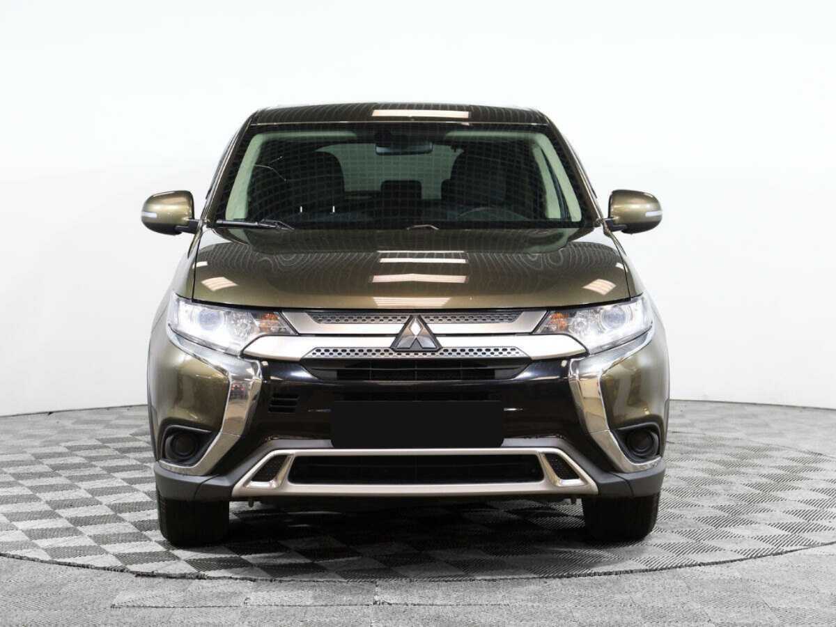 Mitsubishi Outlander 2019 года с пробегом. Посмотреть фото