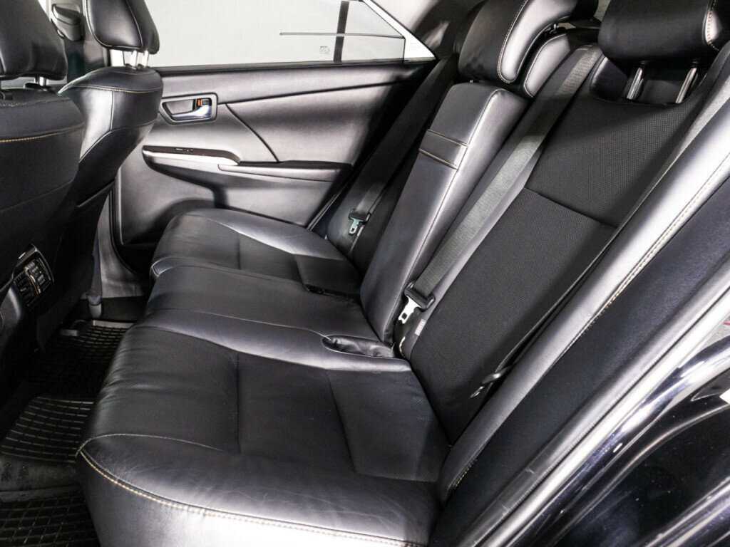 Toyota Camry 2016 года с пробегом. Фото: #9