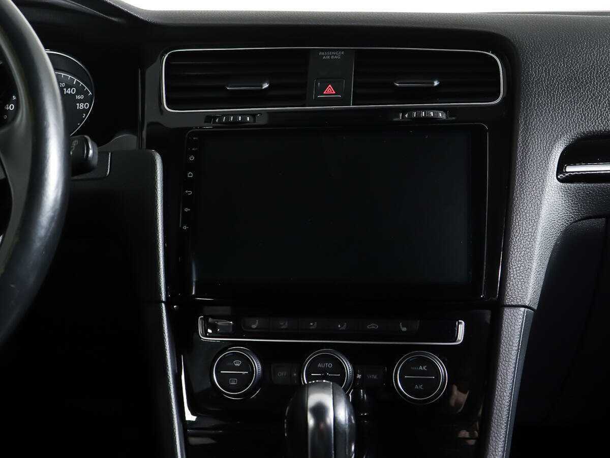 Volkswagen Golf 2013 года с пробегом. Фото: #12