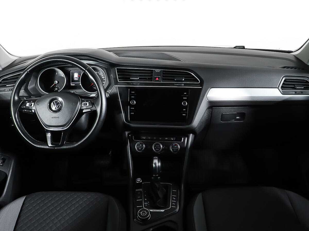 Volkswagen Tiguan 2018 года с пробегом. Фото: #9
