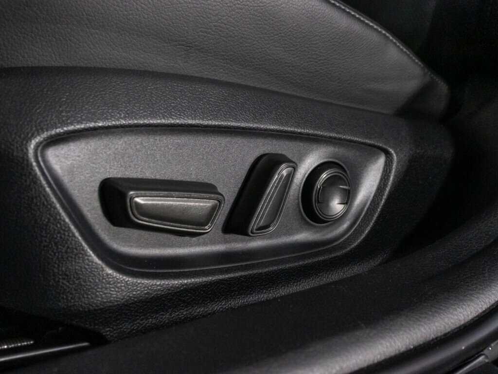 Toyota Camry 2021 года с пробегом. Фото: #19