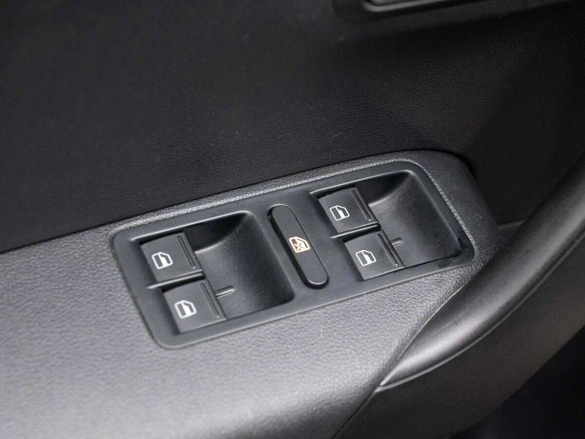 Volkswagen Polo 2016 года с пробегом. Фото: #16