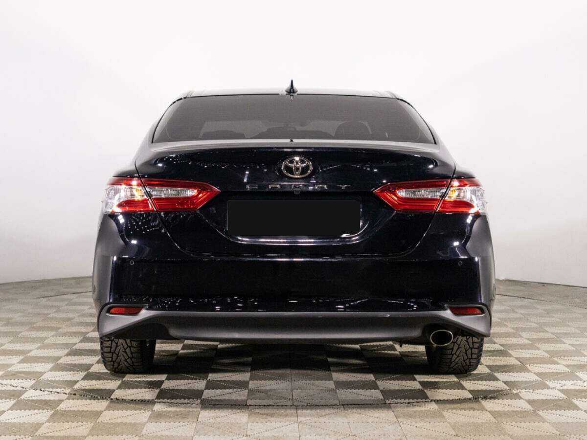 Toyota Camry 2019 года с пробегом. Фото: #5