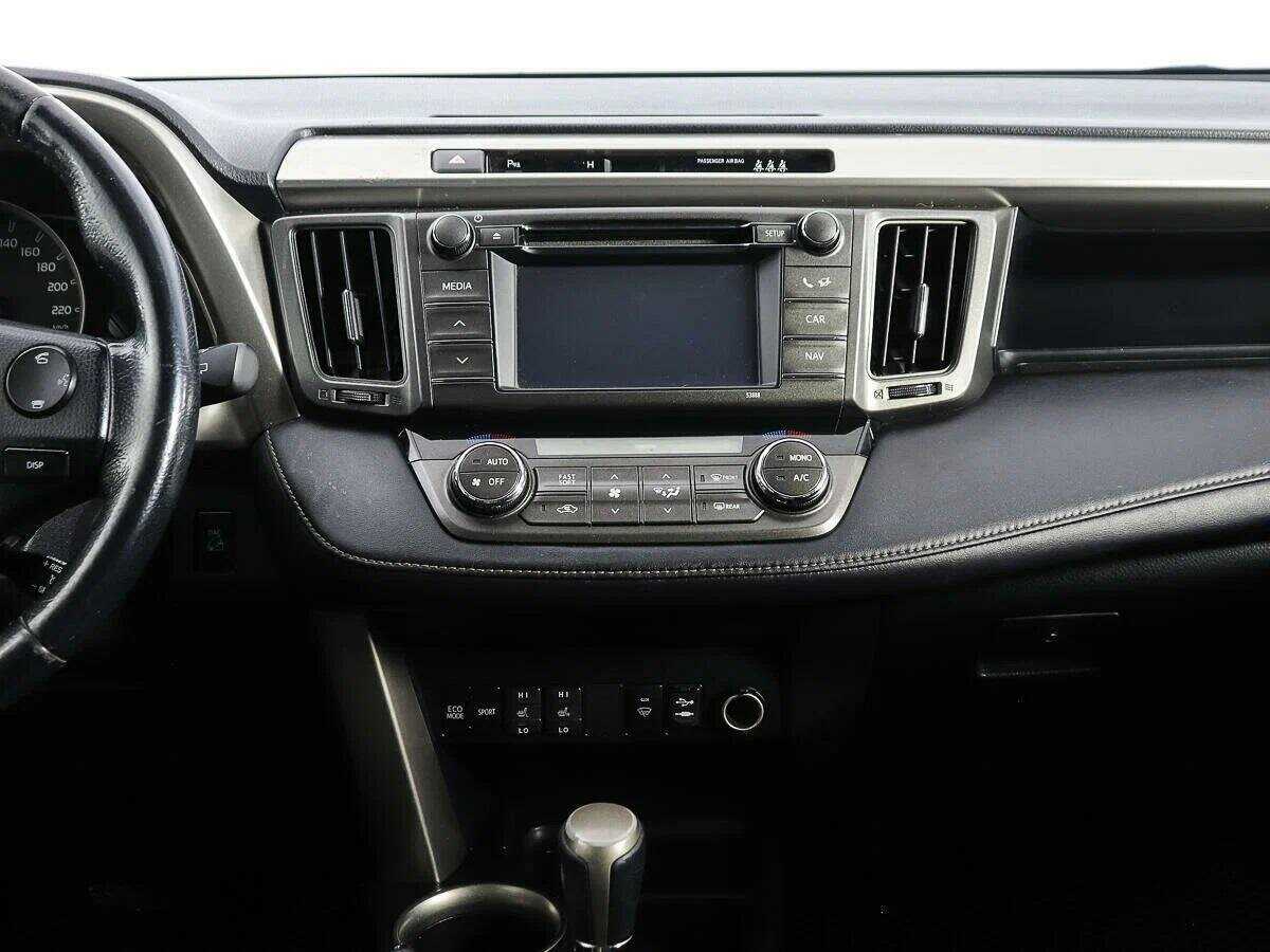 Toyota RAV4 2012 года с пробегом. Фото: #13