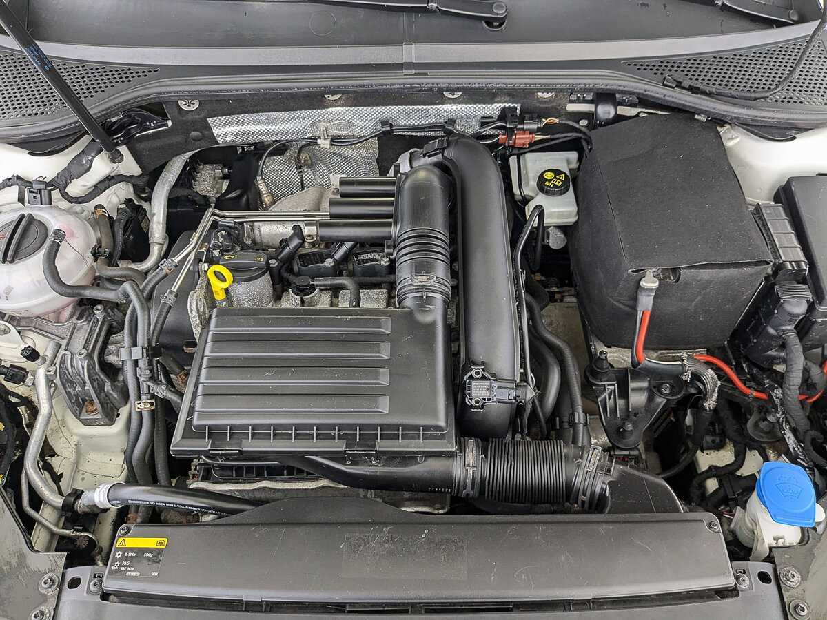 Volkswagen Passat 2017 года с пробегом. Фото: #8